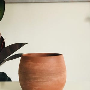 Handmade Terracotta Plant Pot: Rustic Anatolian Clay, 4&#39;&#39;