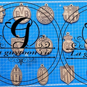 15 keychains de vos équipes de foot préférées. (SVG/png/dxf/pdf/ai/lightburn)