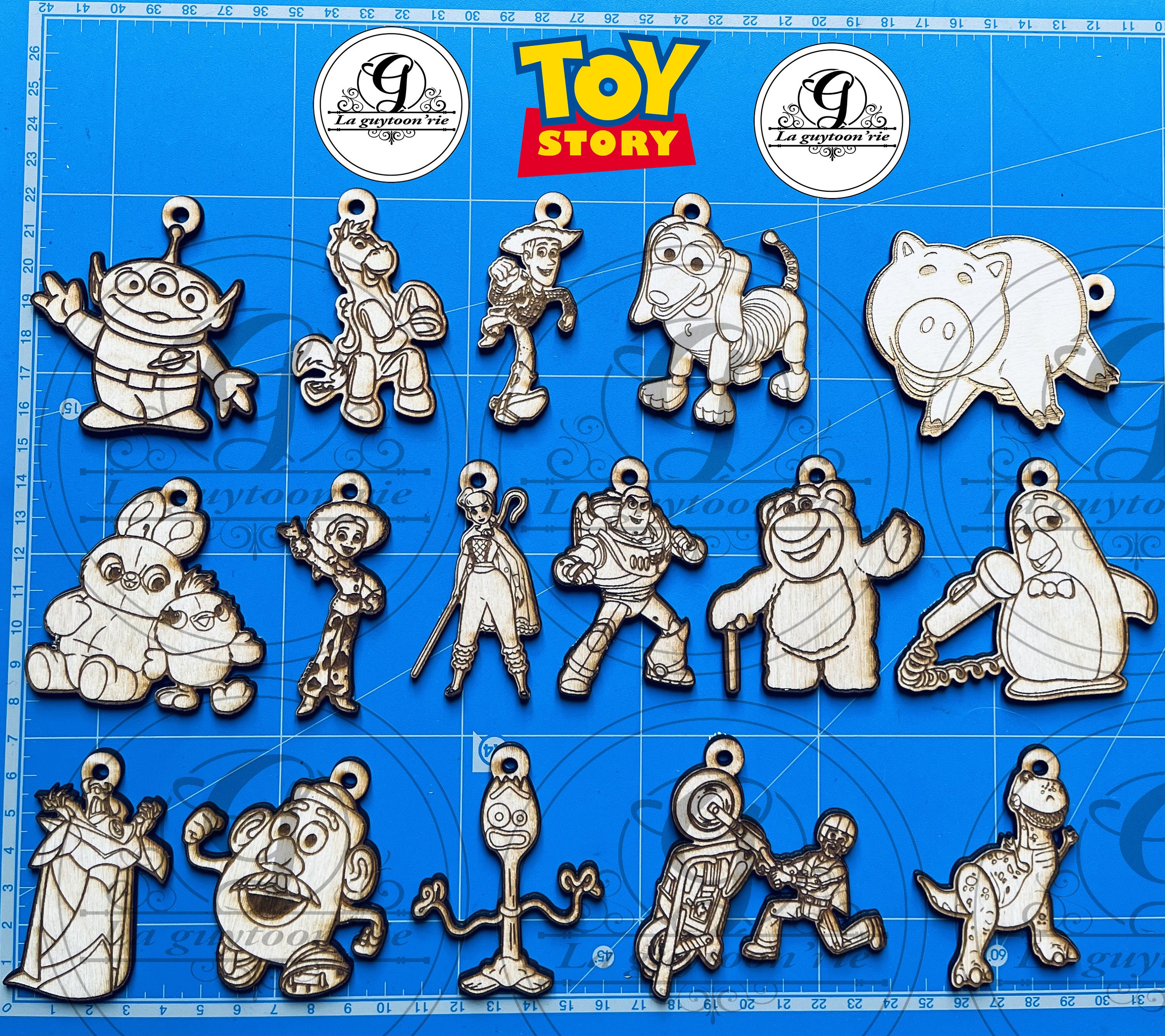 Zuru 5 Surprise Mini Brands Disney Edition~Toy Story~series 1/2 lotso 12  pieces