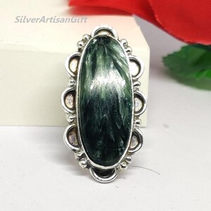 Handgjord serafinitring i sterlingsilver: Hantverksmässiga bohemiska smycken