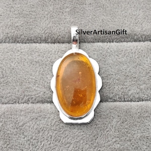 Handmade Baltic Amber Pendant: Vintage 925 Sterling Silver Oval Gemstone