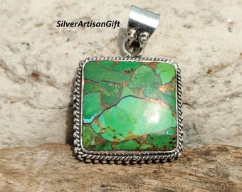 ハンドメイドスクエアグリーン銅ターコイズペンダント：925