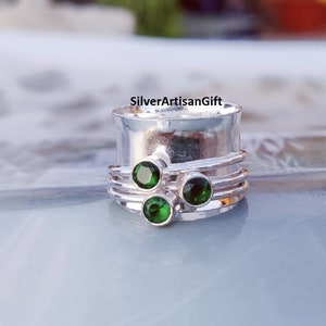 Emerald Spinner Ring: 925 Sterling Silver Anxiety Ring