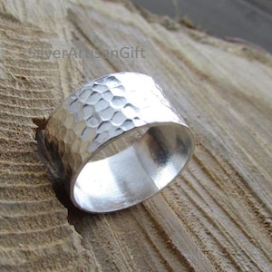 Hammered Sterling Silver Band Ring: Unisex Minimalist Jewelry