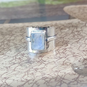 Anillo de piedra lunar de plata de ley 925, joyería de piedras preciosas, joyería moderna hecha a mano, pieza única.