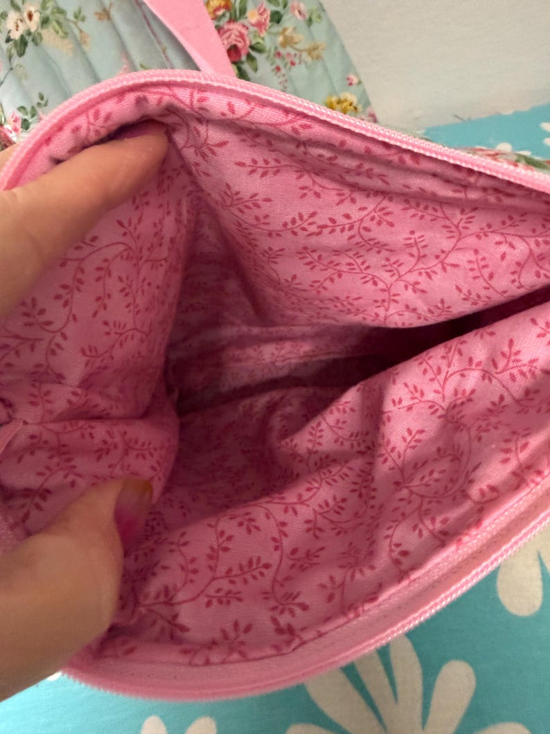 Handmade Quilted Tote Bag and Makeup/accessory Pouch Set –  Floral Print