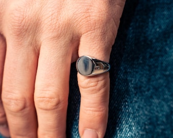 Stainless Steel Signet Ring Minimalist Silver Pinky Ring - Main Image