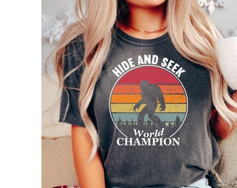 Bigfoot Shirt, Sasquatch Junkie Shirt, Bigfoot Lover Top, Big Foot Shirt, Gift Mother's Day Mom Friend Gift, Big Foot Gift for Dad, Yeti