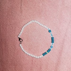 Bracelet with &quot;I love you„ Morse Code