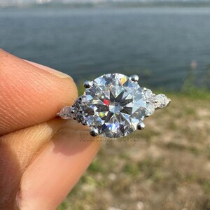 Ready To Ship Cluster Round Moissanite Engagement Ring 2Ct Colorless Moissanite Wedding Ring Promise Ring For Her 925 Sterling Silver Size 7