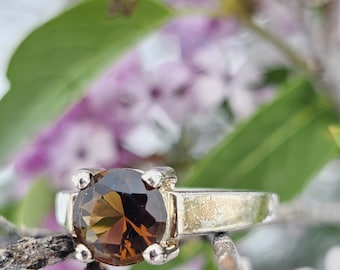 Anillo vintage de plata de ley con cuarzo ahumado, talla 8