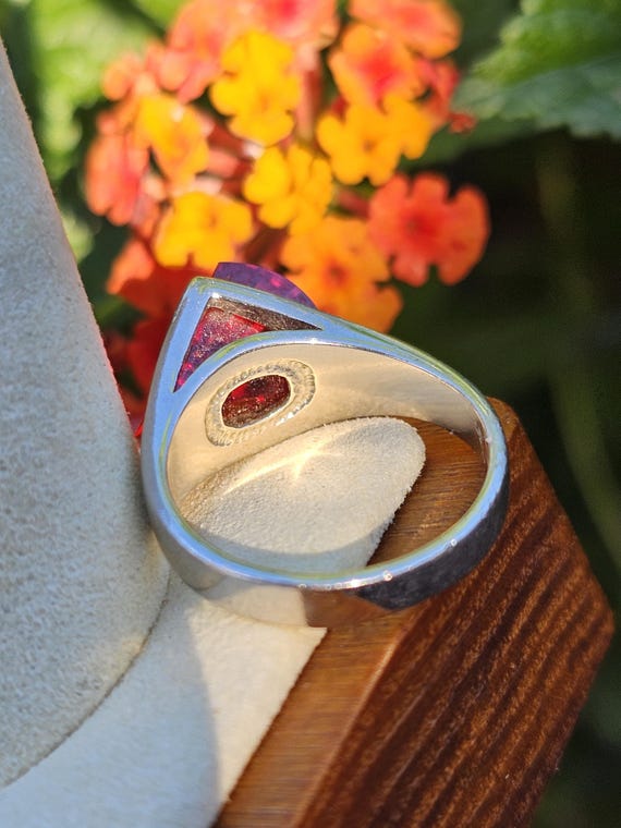 Unique Red Stone Ring, Size 8 - image 15