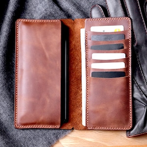 Capa de telefone de couro artesanal e porta-cartão - presente personalizado para ele/ela