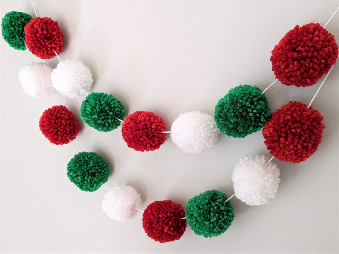 Christmas Pom Pom Garland Red White Green Yarn Baubles Holiday Mantle