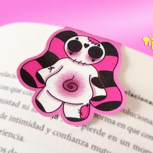 Magnetic Kawaii Gothic Emo Bookmark – Pink and Black Voodoo Doll