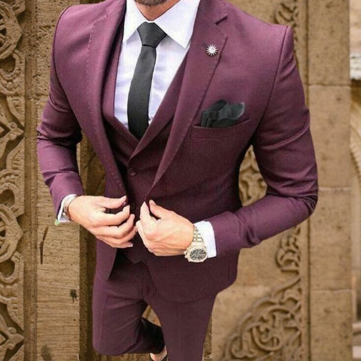 sandale louis vuitton homme . #suitstyle #designersuits #fcplus #mensuits  #dapper #tailors #seyhmuscan #damatlık #takımelbise #dappero…