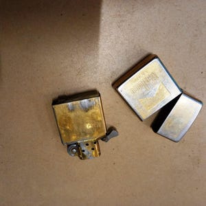 Old vintage petrol lighter ZIPPO - MARLBORO--BRADFORD-pa-a