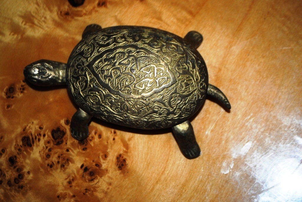 Anawakia Aschenbecher Schildkrötenform Windfester Aschenbecher mit Deckel  Schildkröte Aschenbecher (Kupfer)