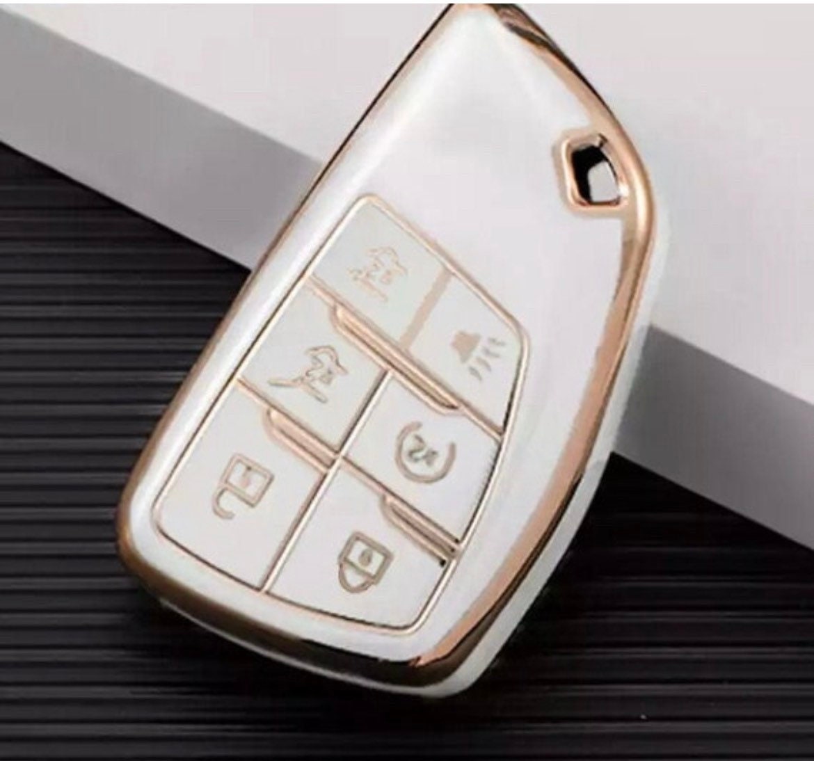  SANRILY Golden-edge Key Fob Cover for Buick Envision 2021 2022  for Chevy Suburban Tahoe Silverado 1500 LT GMC Yukon Keyless Full  Protection Key Case Shell with Bling Keychain Beige : Automotive