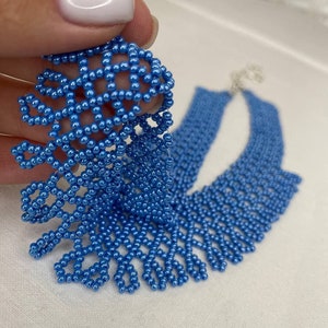 Gorgeous beaded necklace with dangling drops image 5