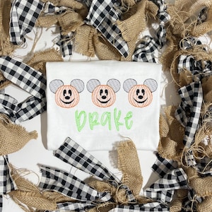 ディズニー ハロウィン シャツ、パーソナライズ、ハロウィン、ミッキー マウス、季節限定、ディズニー、不気味な季節、子供用シャツ