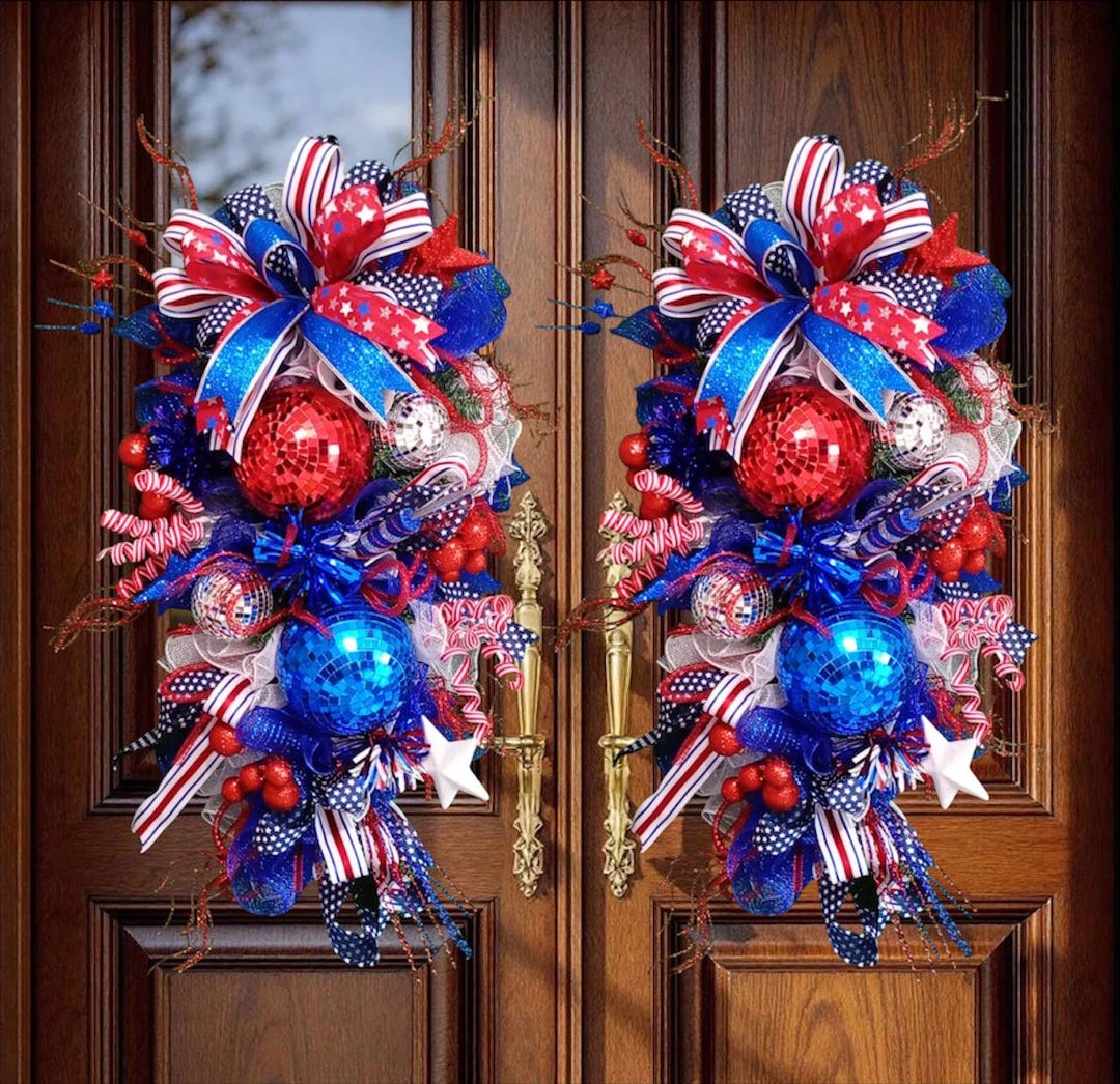 Patriotic Red White Blue Wreath, 4th of July Door Decor, Americana Mesh ...