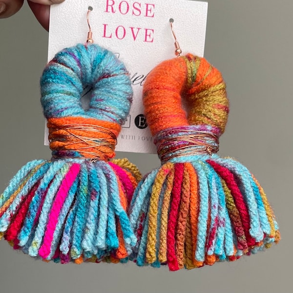 Lola tassels yarn earrings