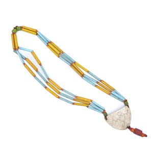 WUNGNGAYAM - Vintage Shell with Etched Dancing Figure Ceremonial Necklace from Nagaland, India - 07178
