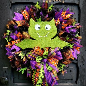 Glittered Bat Halloween Wreath, Friendly Bat Halloween Wreath, Orange and Purple Halloween Wreath, XL Halloween Wreath for Front Door, Bats