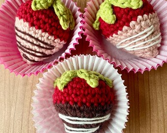 Patrón de crochet de fresa cubierta de chocolate: peluche para San Valentín (archivo PDF)
