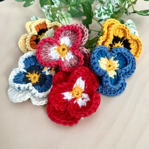 PANSY CROCHET PATTERN | Instant Pdf Download | Flower Crochet Pattern | Easy Crochet Flower Appliqués | Flower Decor | Realistic Crochet