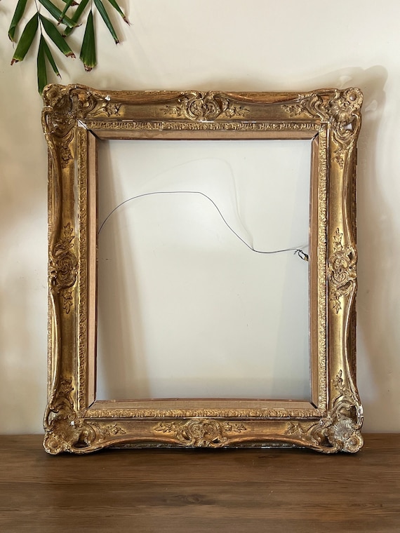 French Gilded Louis XV Style Cast Frame, 1940s, Les Cadres Gault