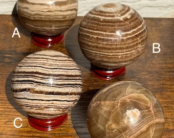 Legno pietrificato - Sfere a fasce / Legno fossile lucidato / Scegli la tua sfera