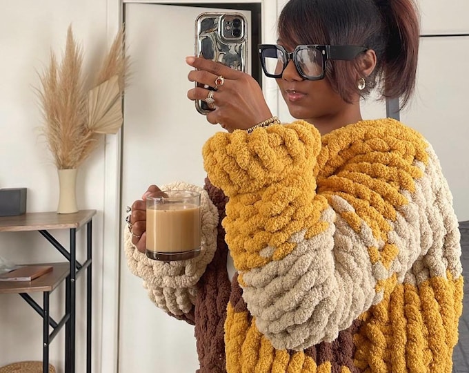 Handmade Chunky knit cardigan  (cropped) - custom colors available - oversized fit