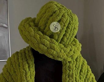 Chunky Knit Bucket Hat