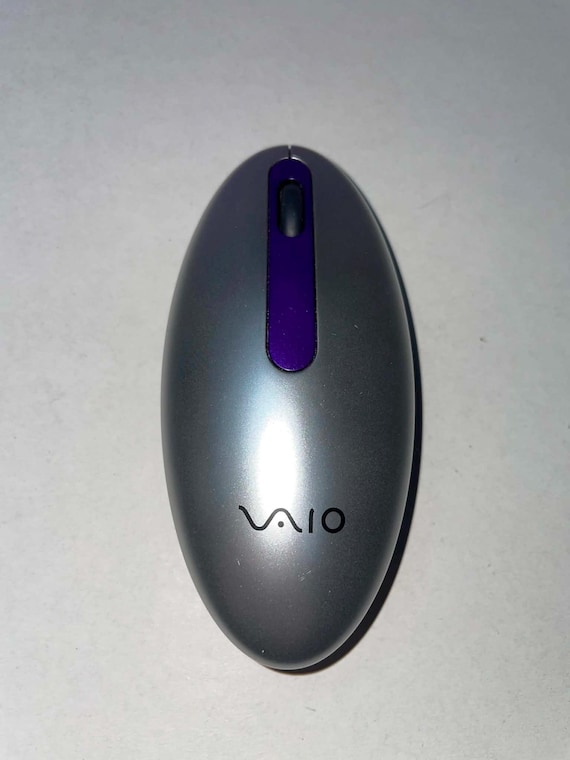 【未開封】ソニー VAIO レーザーマウス VGP-BMS21 Sony VGP-BMS21 Bluetooth Laser Mouse Genuine Retro Rare 2012 Gray