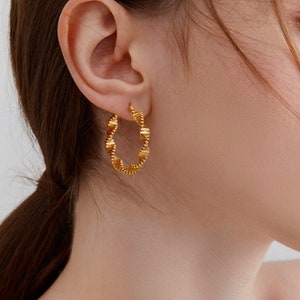 Gold Twisted Earrings, Small Dainty 14K Gold Hoop Earrings, Large Gold Hoop Earrings, Chunky Huggie Hoop Earrings, Thick Huggie Earrings