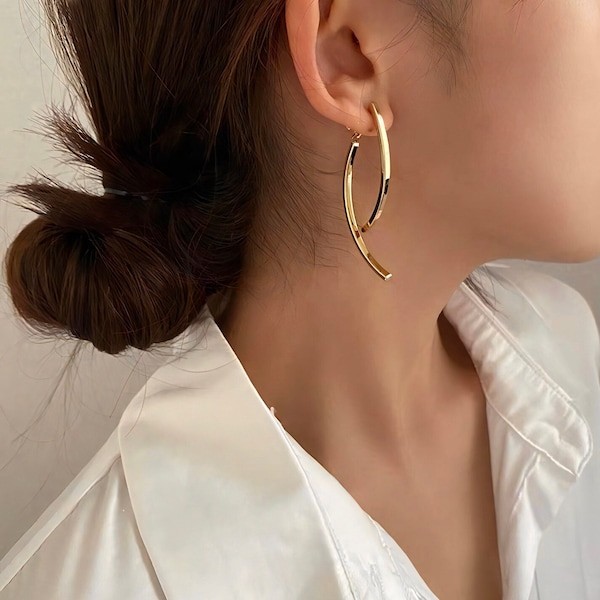 Gold Geometric Earrings, Ribbon Earring, Abstract Geometric Earrings, Stud earring, Dangle Drop Earrings, Free Form Drop Earrings. Stud Drop