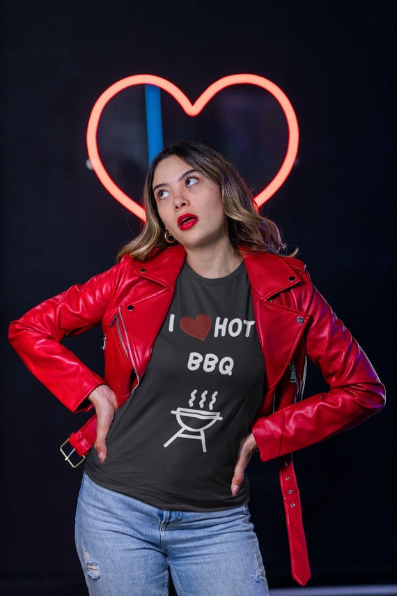 I Love Hot BBQ | Funny Bbq shirt | Grill Gift | Grill Smoker gift | Barbeque Tee | I Heart shirt | Grill Lover Tshirt | Meat Smoker