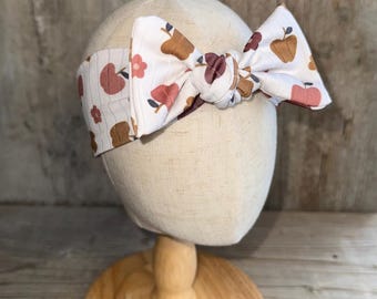 Apple of my Eye Baby Headband; Baby Shower Gift; Stretchy Baby Bow Headband; Soft Baby Headband; Newborn Headband; Soft Baby Bows; Newborn