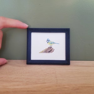 La mésange bleue - Aquarelle originale, mini cadre fait main, mini tableau, petit tableau, mini oeuvre d'art, mini cadeau, mini carte-cadeau, décoration d'intérieur
