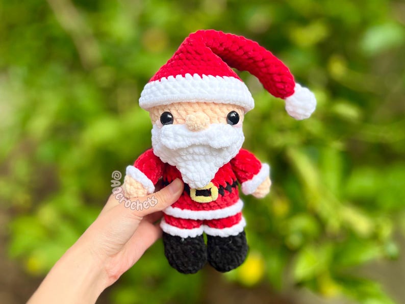 santa crochet pattern, christmas crochet pattern, holiday crochet pattern, christmas plush, crochet santa, crochet christmas pattern, cute christmas, xmas crochet pattern, crochet xmas, mrs. claus crochet pattern, amigurumi santa