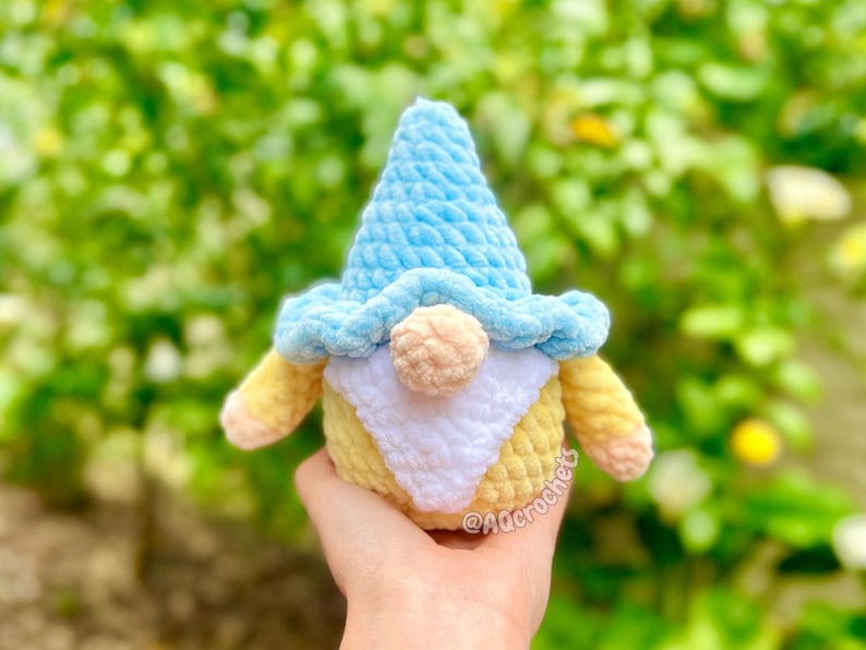 no sew crochet pattern, no sew gnome crochet pattern, amigurumi gnome pattern, gnome crochet pattern, cute gnome pattern, summer crochet pattern, spring crochet pattern, gnome plushi