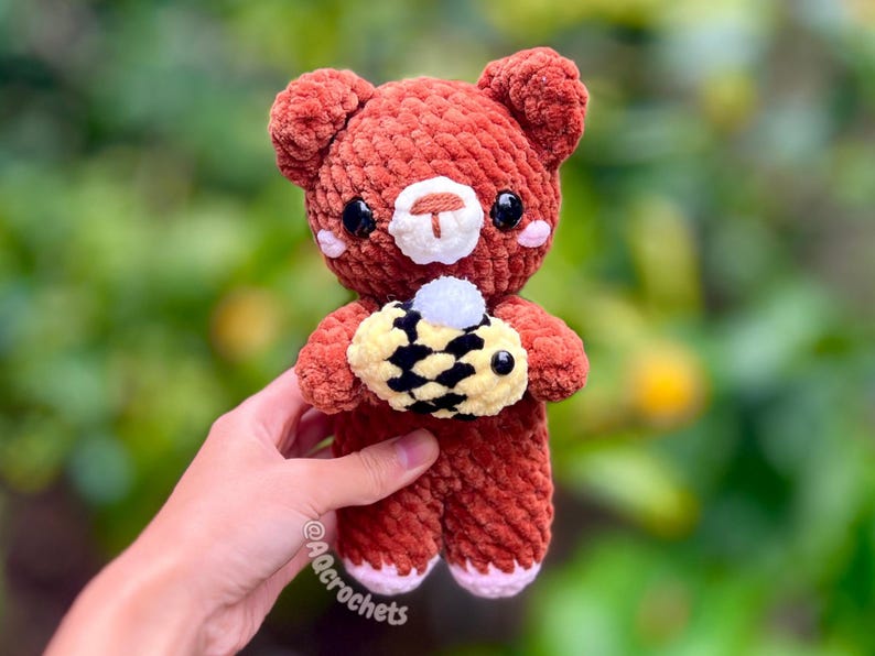 bear crochet pattern, amigurumi bear, panda crochet pattern, amigurumi panda, polar bear crochet pattern, amigurumi panda bear, low sew crochet pattern, bears holding things crochet pattern, crochet bear holding bee, crochet panda holding bamboo, crochet polar bear holding ice cream, cute bear pattern