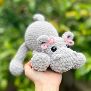 hippo crochet pattern, amigurumi hippo pattern, cute hippo pattern, crochet hippo pattern, low sew crochet pattern, low sew hippo, market makes, cute animal crochet pattern, animal amigurumi, summer crochet pattern, aqcrochets