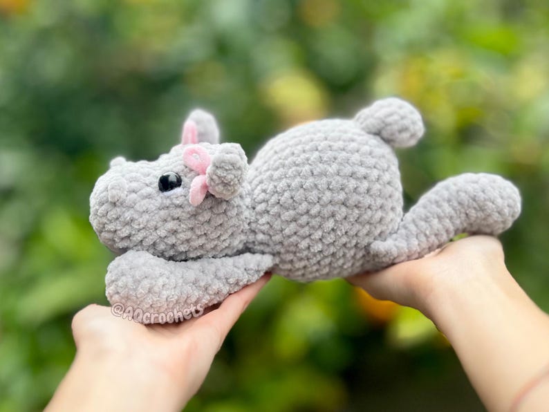 hippo crochet pattern, amigurumi hippo pattern, cute hippo pattern, crochet hippo pattern, low sew crochet pattern, low sew hippo, market makes, cute animal crochet pattern, animal amigurumi, summer crochet pattern, aqcrochets