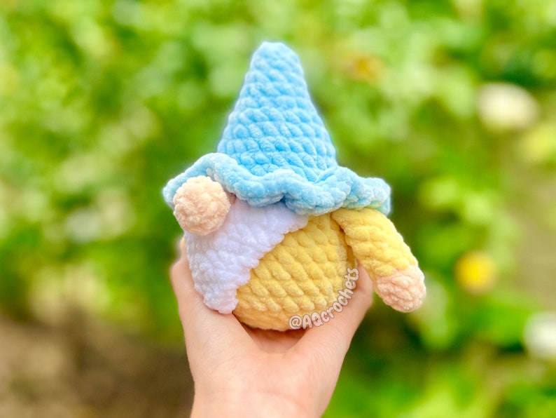 no sew crochet pattern, no sew gnome crochet pattern, amigurumi gnome pattern, gnome crochet pattern, cute gnome pattern, summer crochet pattern, spring crochet pattern, gnome plushi