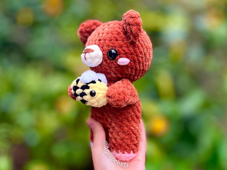 bear crochet pattern, amigurumi bear, panda crochet pattern, amigurumi panda, polar bear crochet pattern, amigurumi panda bear, low sew crochet pattern, bears holding things crochet pattern, crochet bear holding bee, crochet panda holding bamboo, crochet polar bear holding ice cream, cute bear pattern