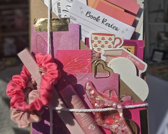 CUSTOM Blind Date with a Book | Book Lovers | Mystery Book | Book Recommendation | Surprise Book | Book Worm | Bookish Gift