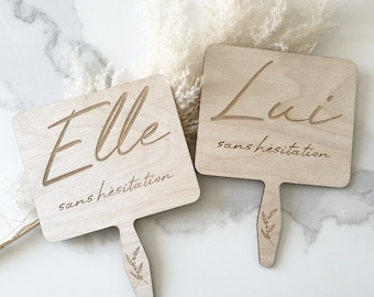 Signs for the game of She and Him, customizable wedding entertainment, wedding activity, wooden sign 14cm x 19cm, her or him wedding decoration